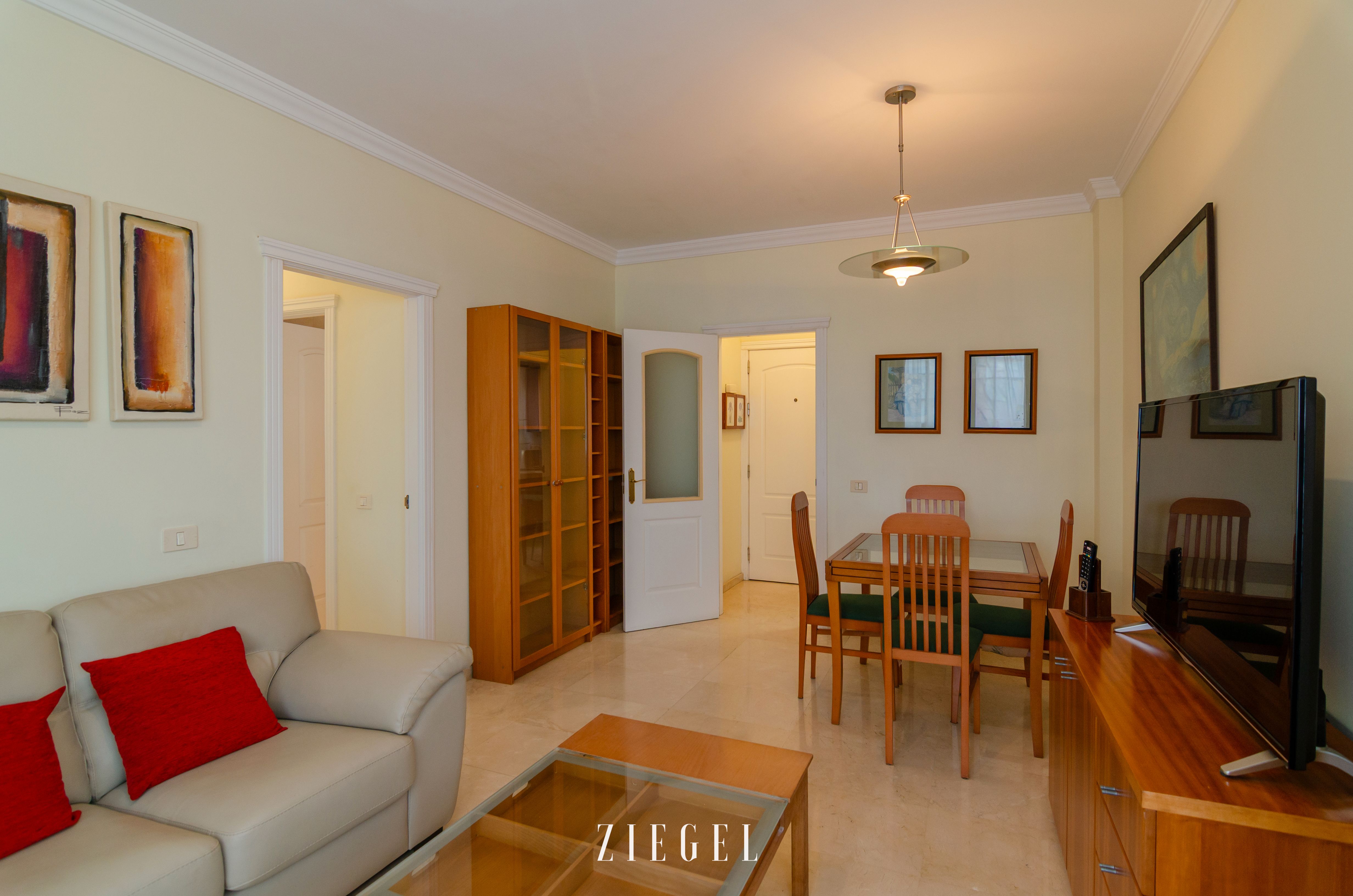 Living room of Flat for sale in Las Palmas de Gran Canaria