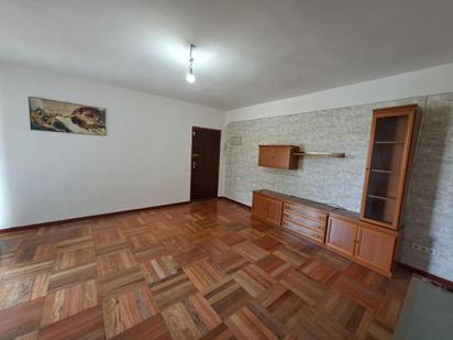 Living room of Flat for sale in  Madrid Capital  with Heating and Terrace
