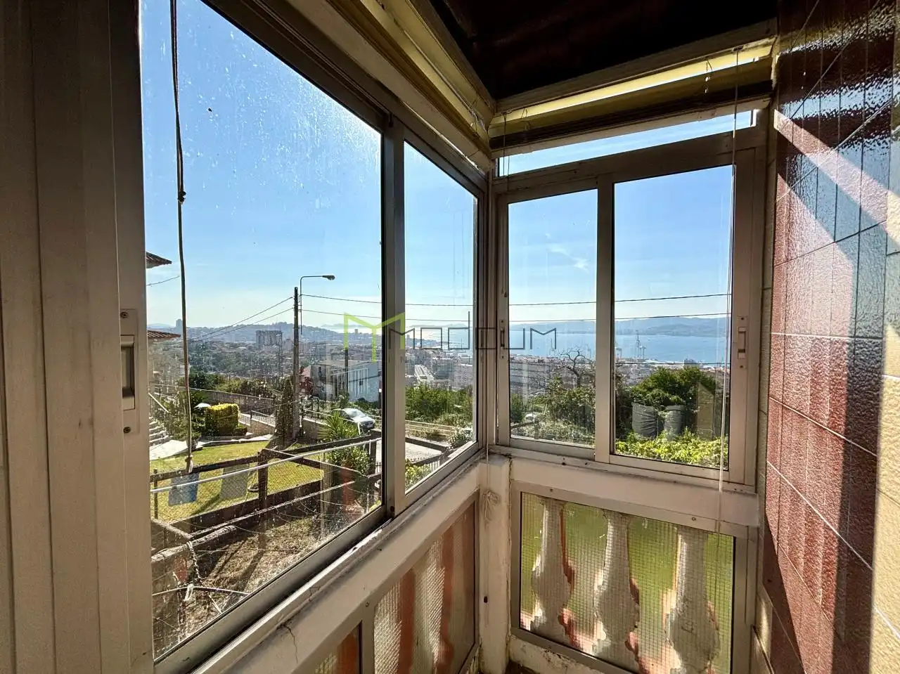 Schlafzimmer von Haus oder Chalet zum Verkauf in Vigo  mit Heizung, Privatgarten und Terrasse
