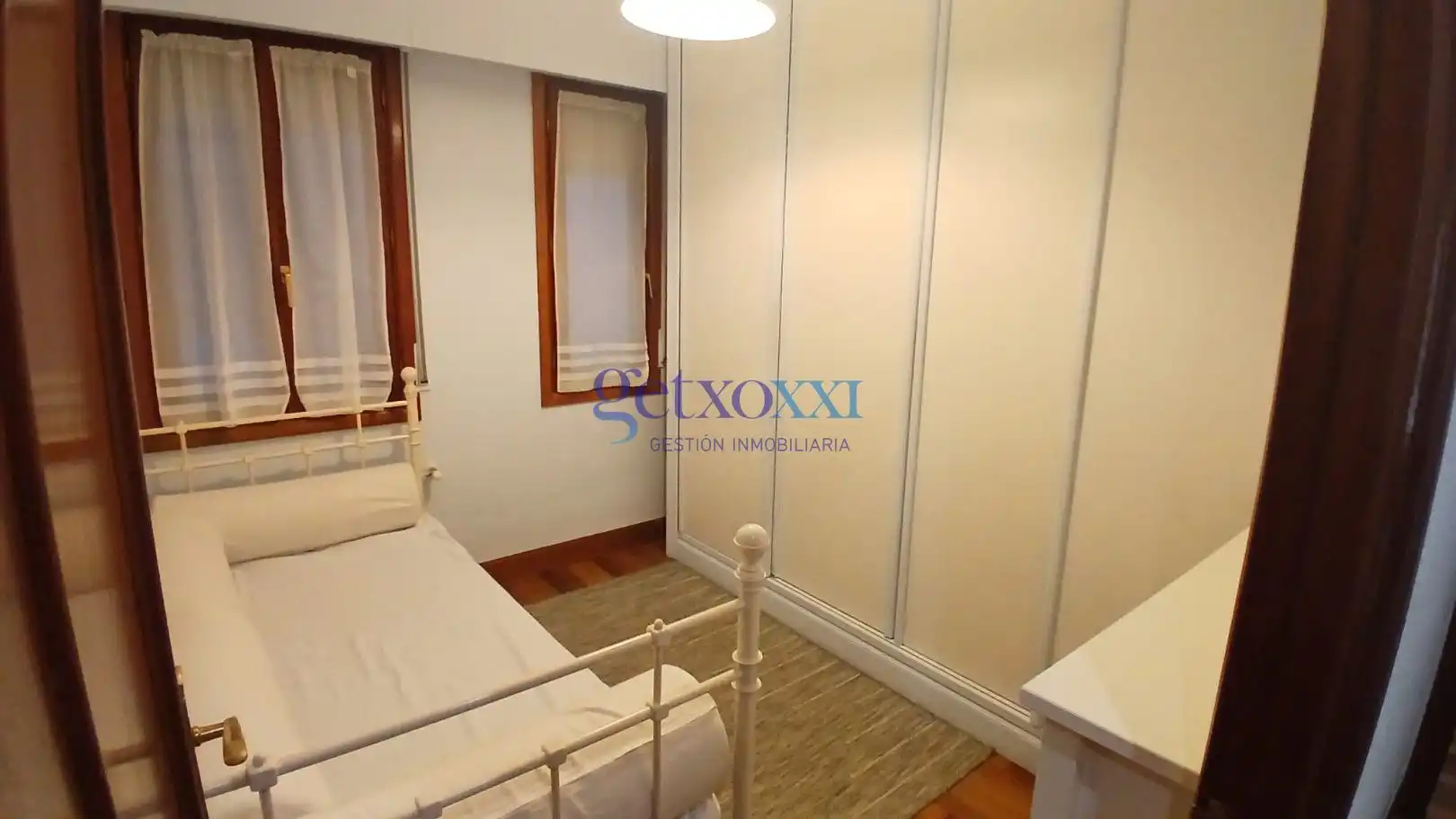 Bedroom of Flat for rent in Getxo   with Heating and Furnished