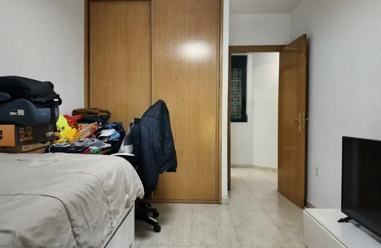 Habitación de Piso en venta en Alicante / Alacant con Aire acondicionado, Trastero y Amueblado