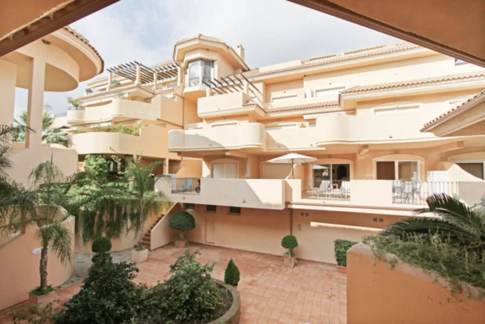 Apartament amb piscina en venda a Calle los Granados, imagen 47