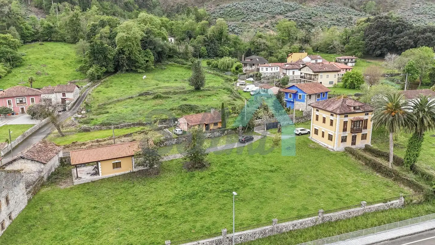 Casa o chalet en venta en Llanes con Calefacción, Jardín privado y Parquet