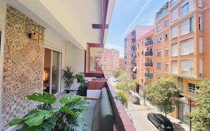 Vista exterior de Pis de lloguer en  Valencia Capital amb Aire condicionat, Calefacció i Terrassa