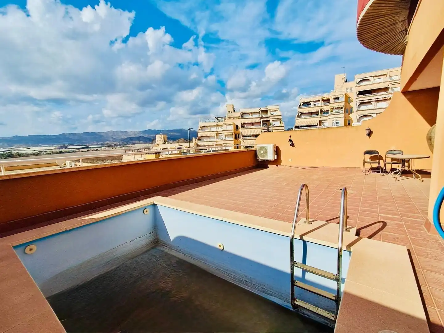 Apartament amb terrassa en venda a El Hornillo, imagen 3