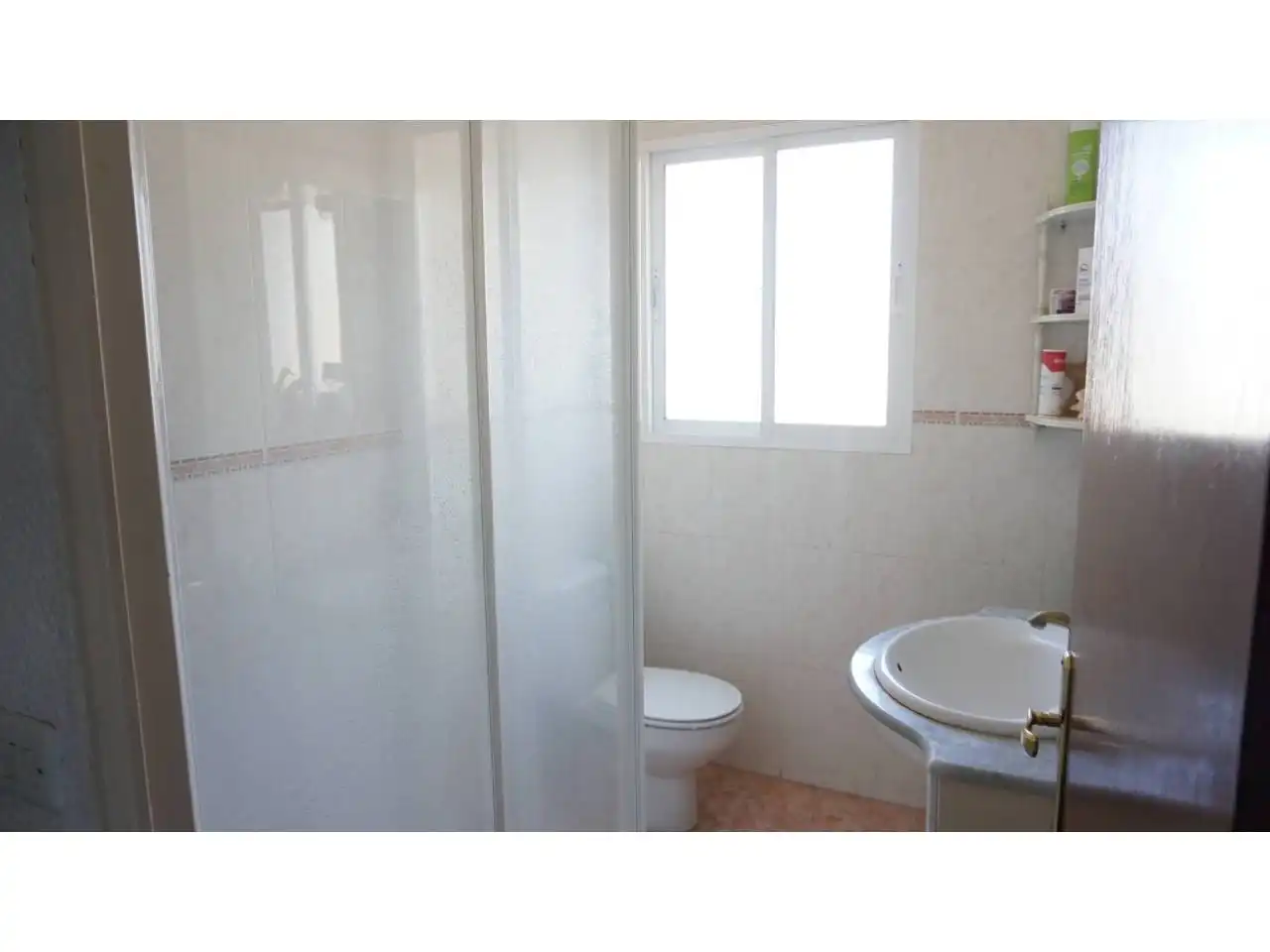 Bany de Casa o xalet en venda en Almuñécar amb Jardí privat, Terrassa i Piscina