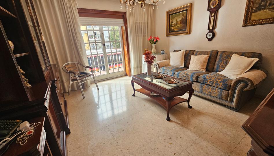 Photo 1 of Flat for sale in Avenida Ronda de Pio XII, Cruz Roja, Sevilla