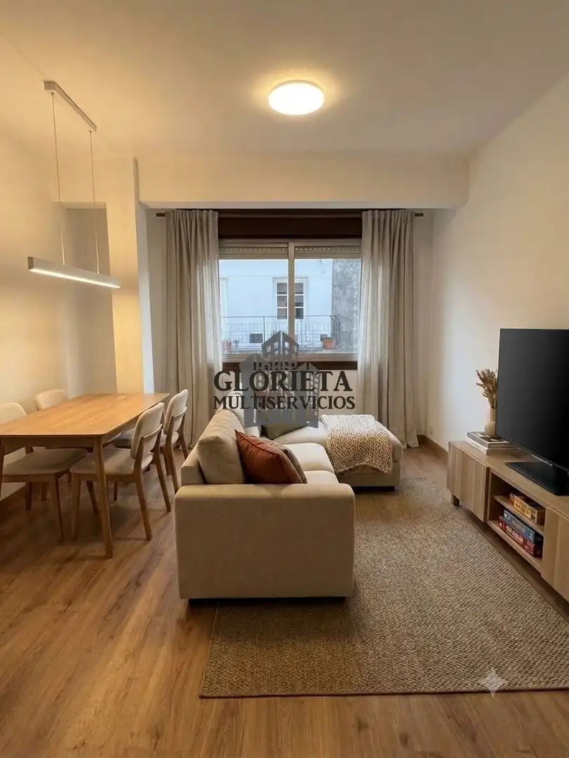 Sala de estar de Piso en venta en Vigo  con Calefacción, Terraza y Trastero