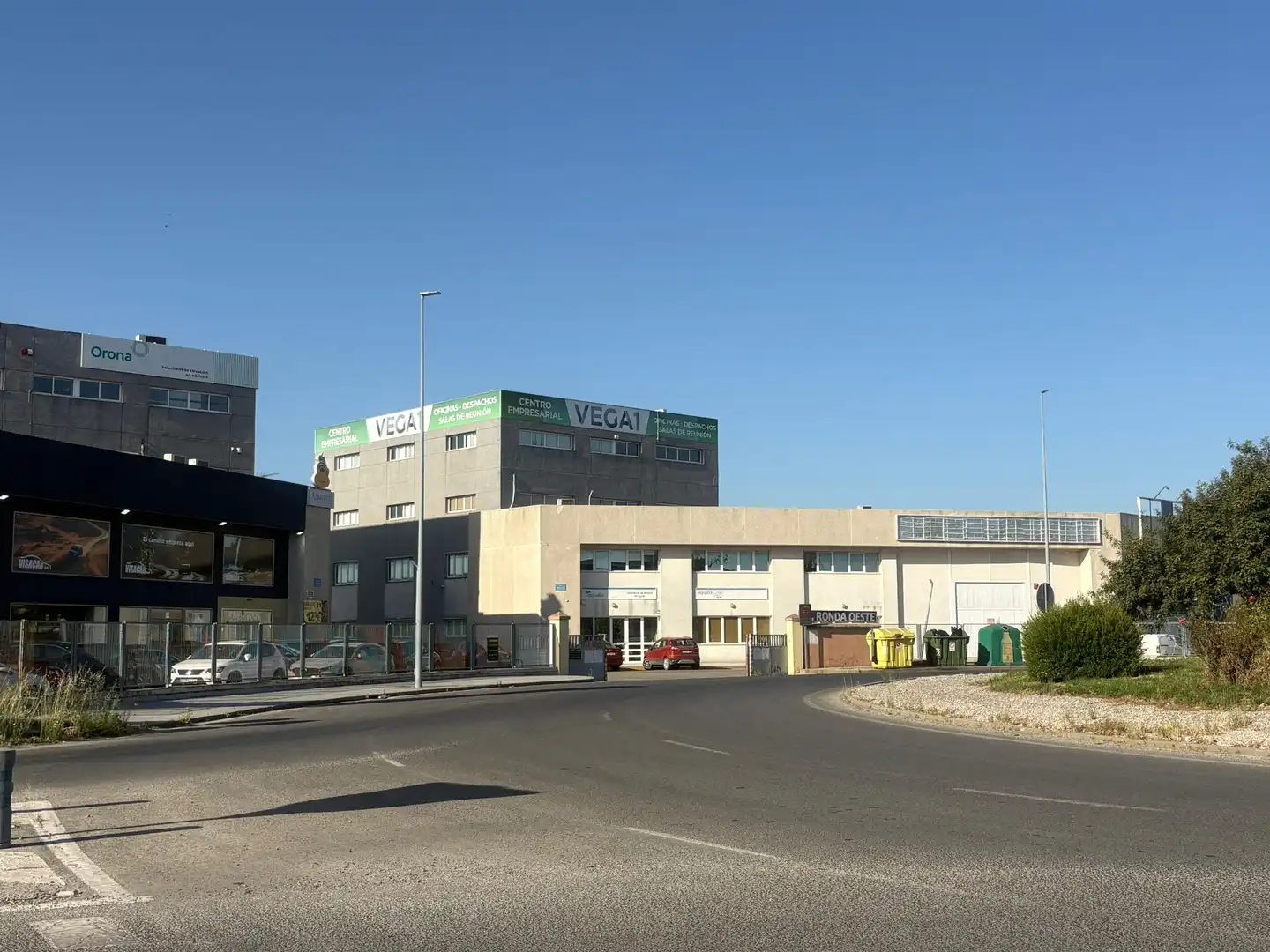 Vista exterior de Nave industrial en venta en Jerez de la Frontera