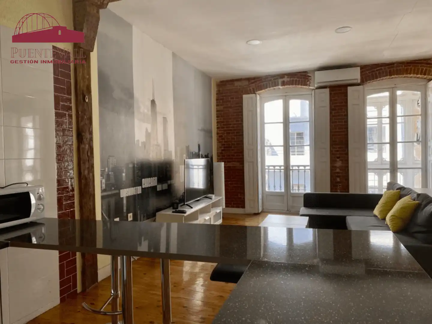 Kitchen of Flat for rent in Valladolid  with Air Conditioner, Heating and Furnished