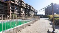 Piscina de Pis en venda en  Granada Capital amb Aire condicionat, Terrassa i Traster