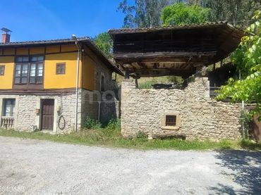 Casa in vendita a Salas