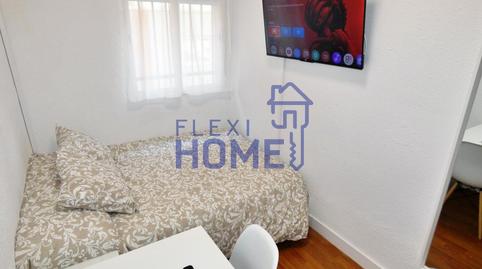 Foto 2 de Pis per a compartir a Calle Cuevas, Valdeacederas,  Madrid Capital