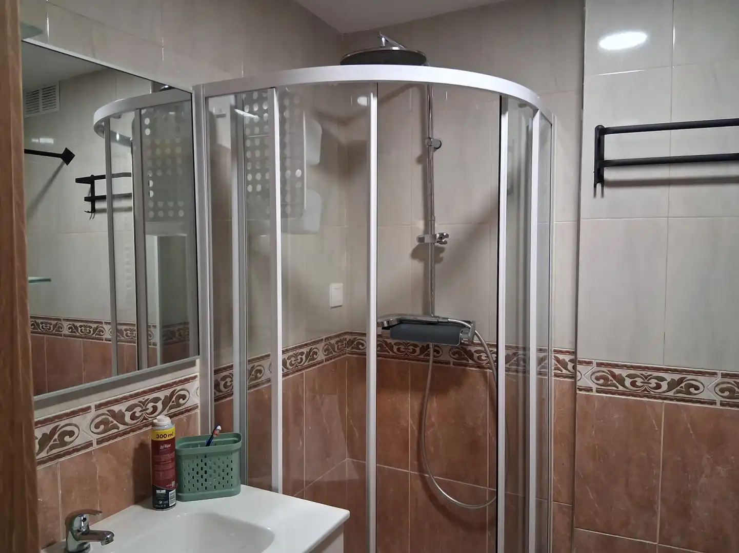 Bathroom of Flat for sale in Gijón   with Heating and Furnished