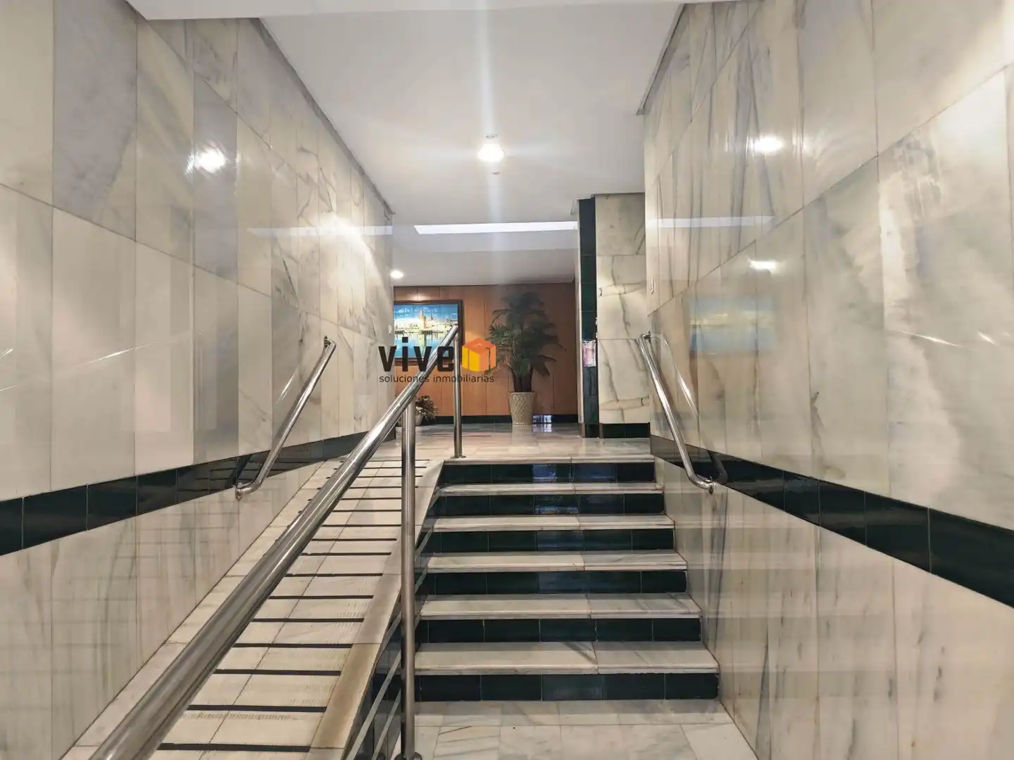 Piso de alquiler en Sevilla con Aire acondicionado, Terraza y Trastero