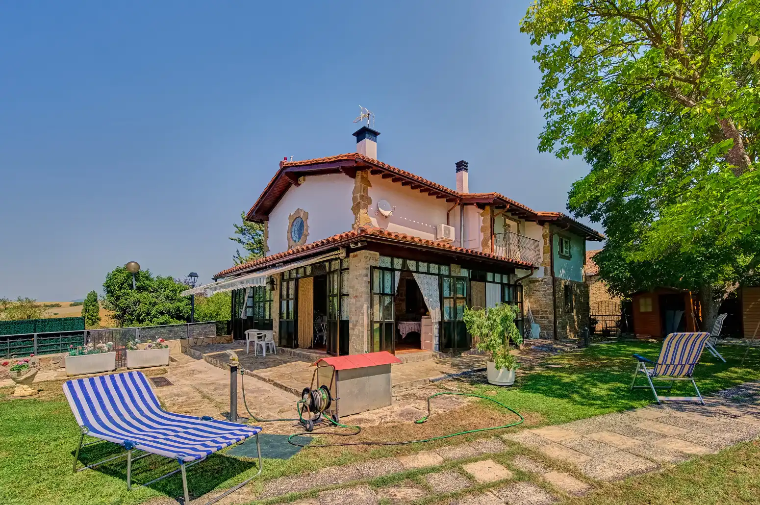 Außenansicht von Haus oder Chalet zum Verkauf in Aranguren mit Klimaanlage, Heizung und Privatgarten