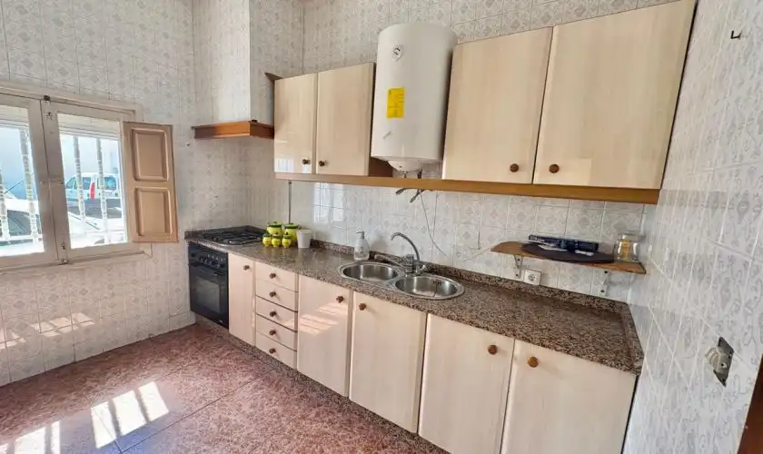 Cuina de Casa o xalet en venda en Carboneras amb Terrassa