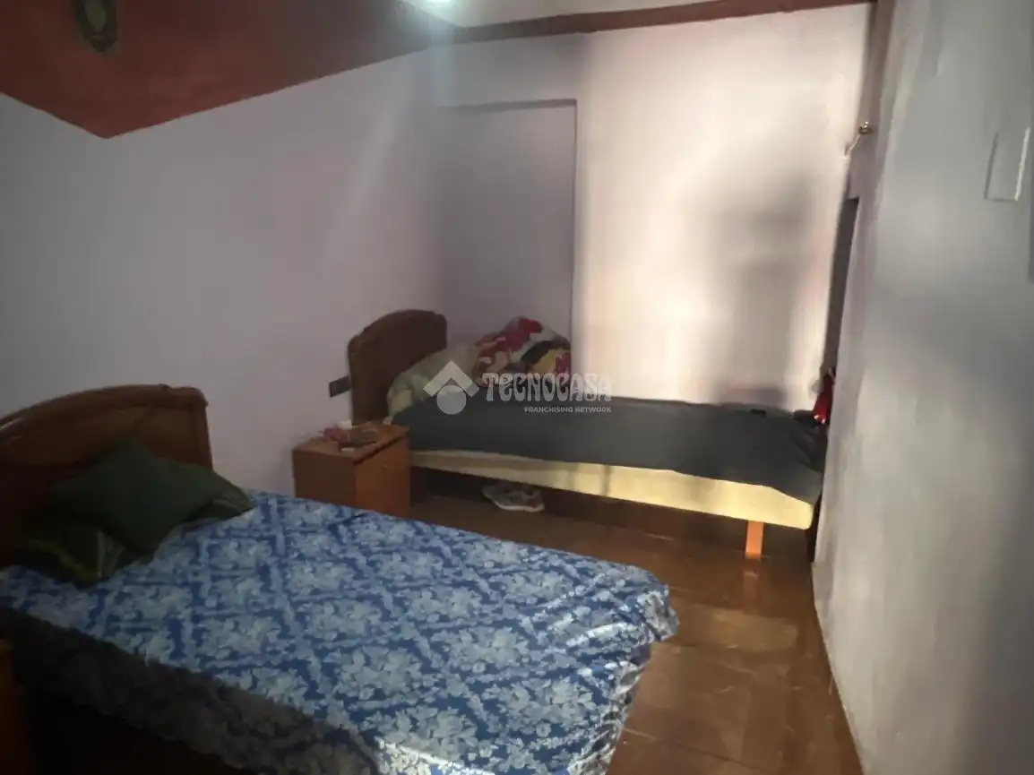 Casa adosada en venta en Sayalonga