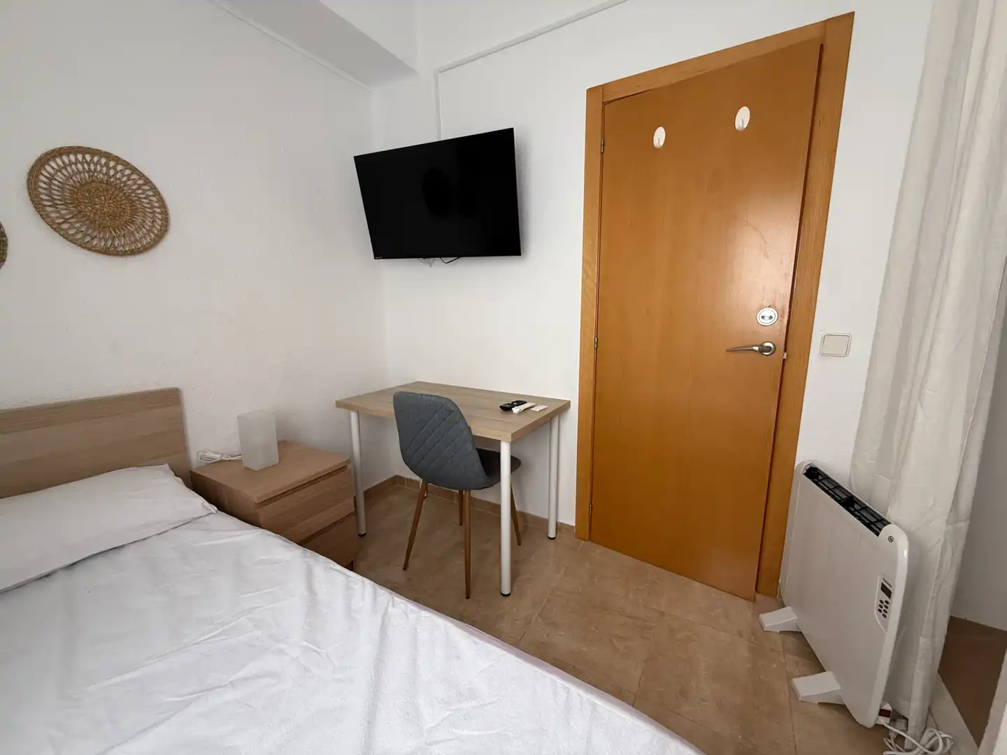 Habitación de Piso para compartir en Castellón de la Plana / Castelló de la Plana con Amueblado, Horno y Lavadora