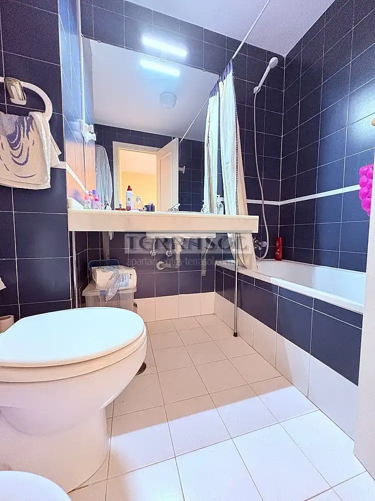 Bany de Apartament en venda en Vélez-Málaga amb Terrassa i Piscina