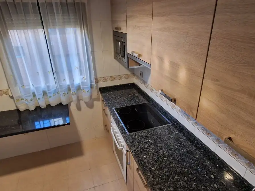 Piso de alquiler en Calle Río Odiel, 5, Suroeste - Zona Hospital