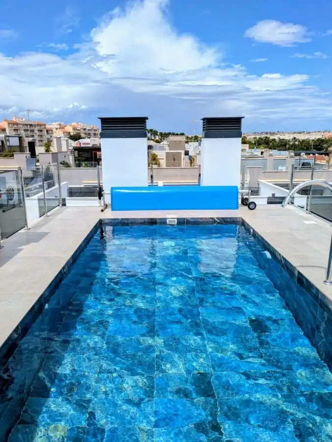Apartment with pool for sale in Centro