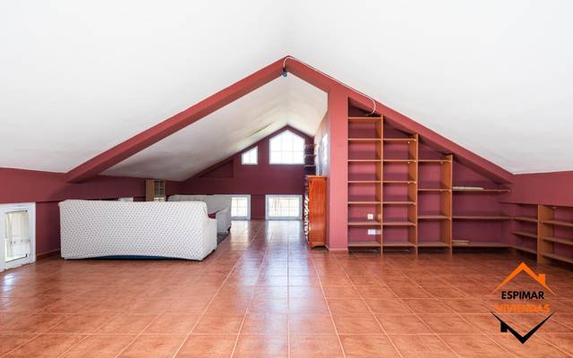 Casa-chalet en Venta en Avenida Avenida de la Ilustración en Montecanal