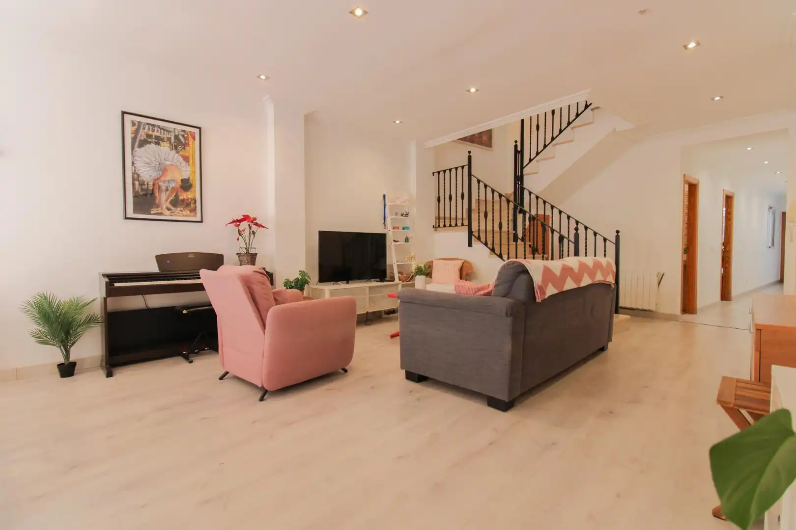Living room of Country homes for sale in Puçol  with Air Conditioner, Heating and Terrace