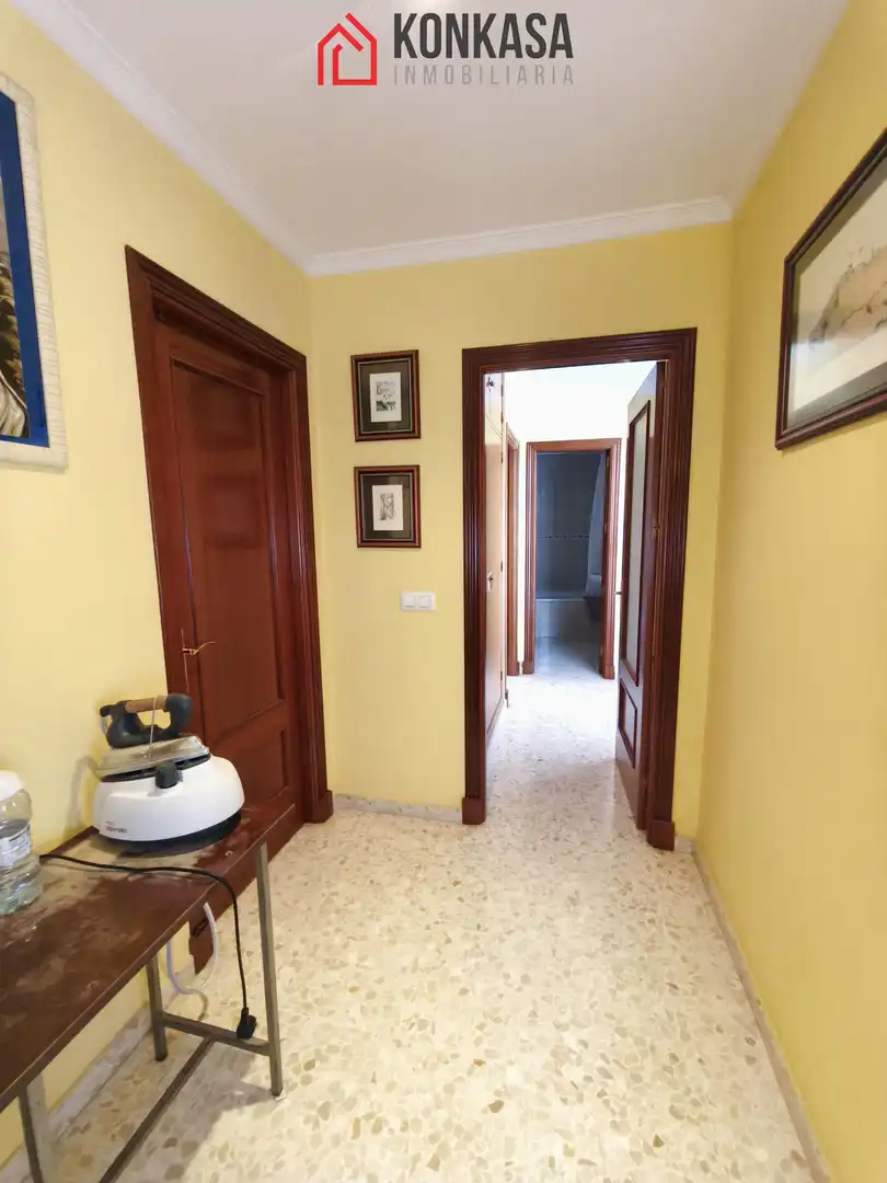 Haus oder Chalet zum Verkauf in Arcos de la Frontera mit Klimaanlage, Terrasse und Abstellraum