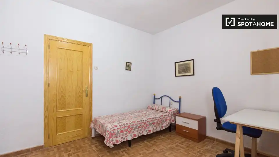 Habitación en Camino de Ronda