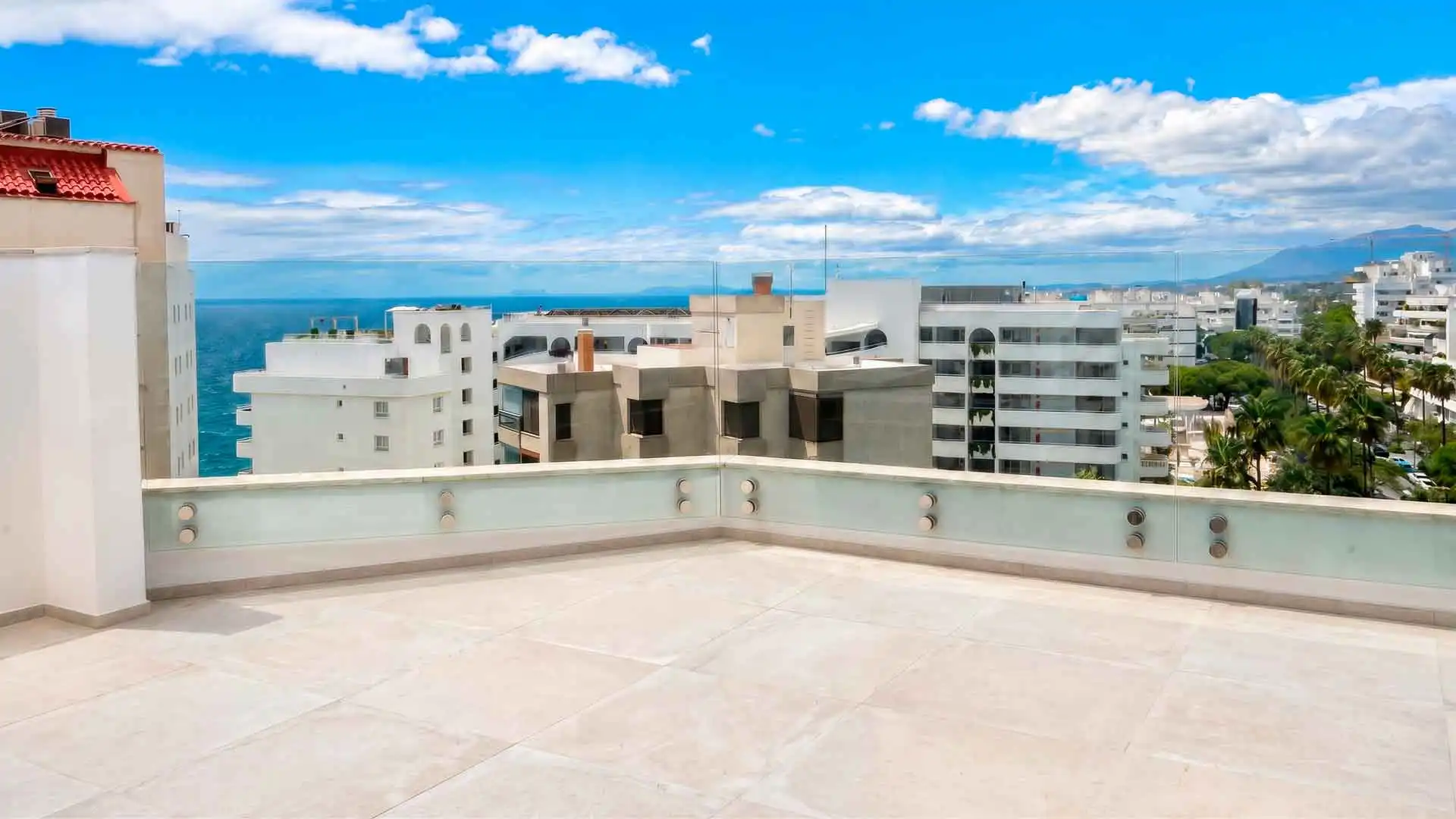 Àtic amb piscina en venda a Marbella Centro, imagen 3