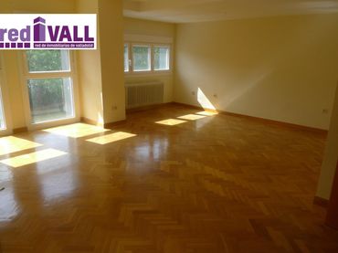 Piso con ascensor en venta en Avenida SALAMANCA