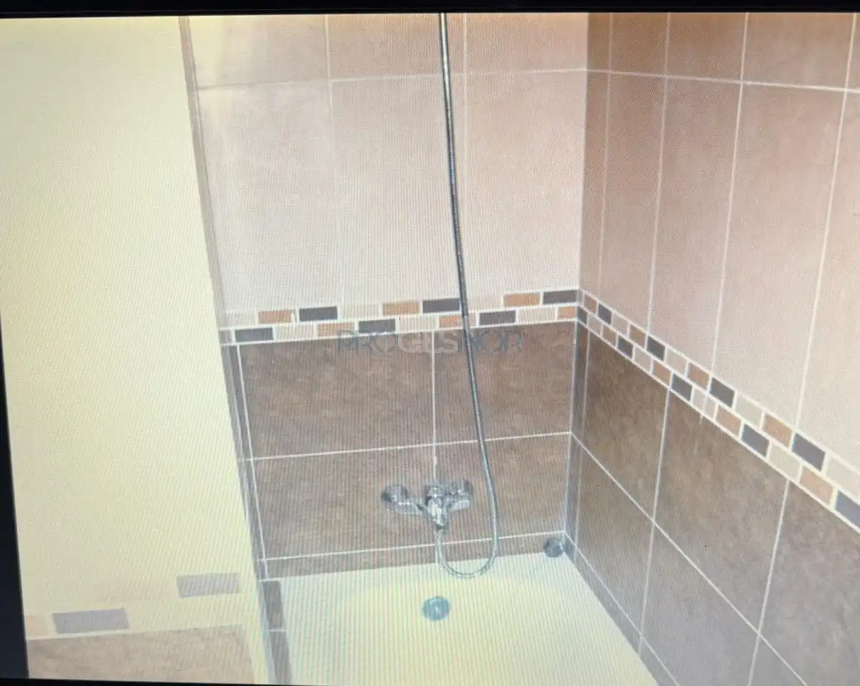 Baño de Piso en venta en San Andrés del Rabanedo con Calefacción, Terraza y Trastero