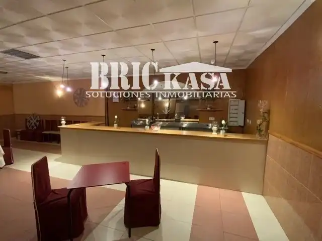 Local en venta en Torrejoncillo con Aire acondicionado