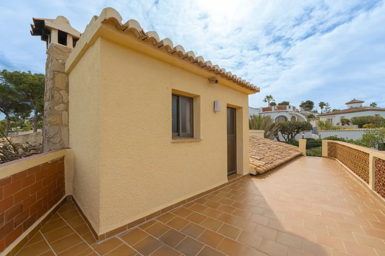 Vista exterior de Casa o xalet en venda en Jávea / Xàbia amb Aire condicionat, Calefacció i Jardí privat