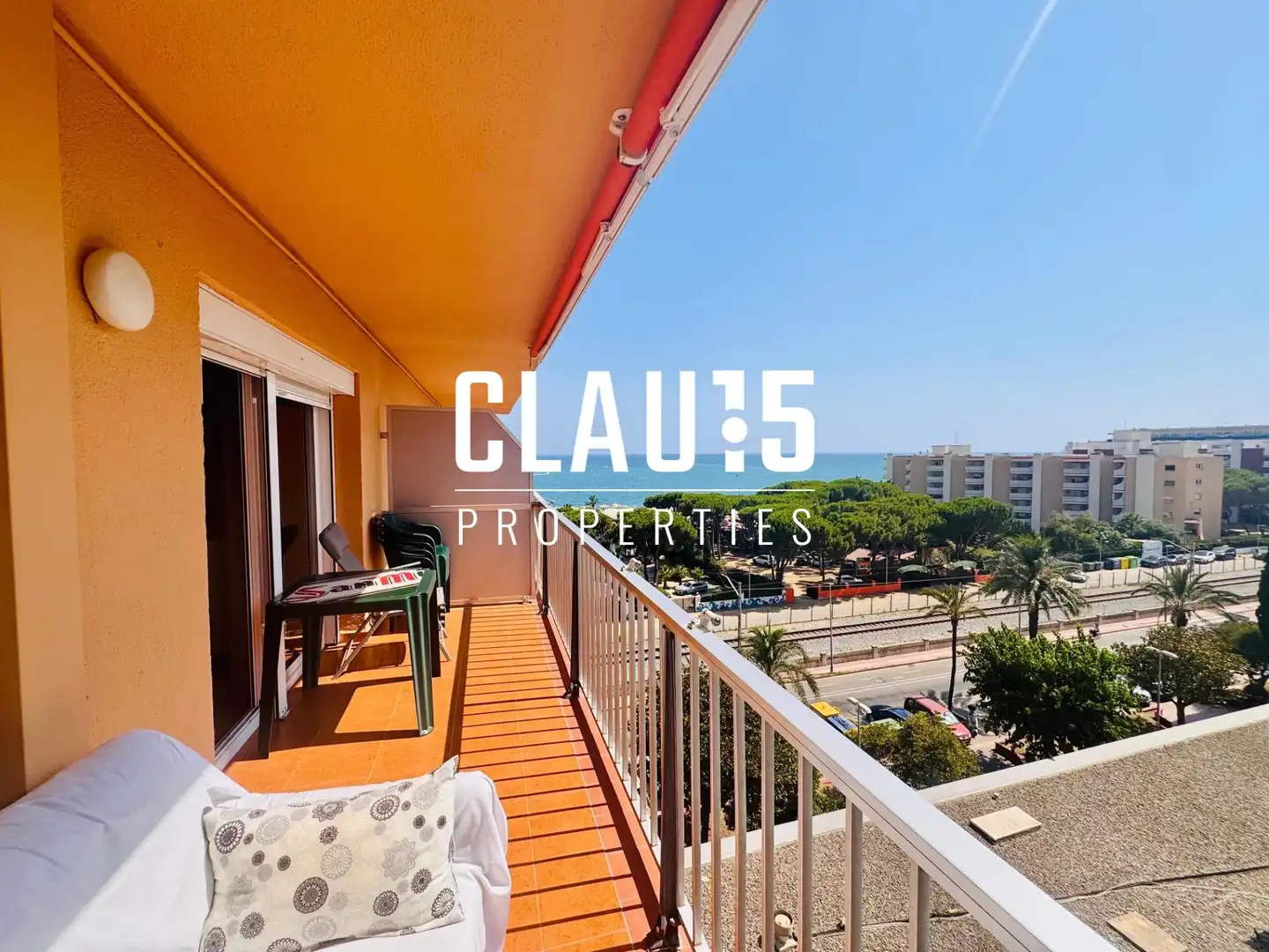Vista exterior de Piso en venta en Malgrat de Mar con Balcón y Piscina comunitaria