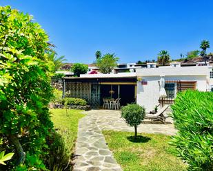 Jardí de Casa o xalet en venda en San Bartolomé de Tirajana amb Aire condicionat, Terrassa i Piscina