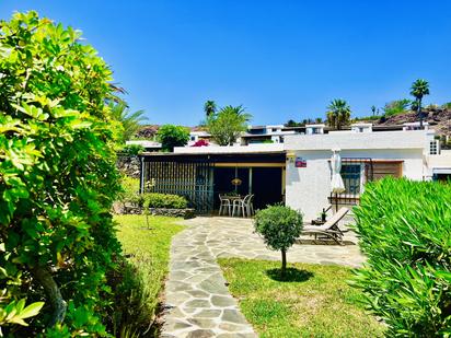 Garden of House or chalet for sale in San Bartolomé de Tirajana  with Air Conditioner, Private garden and Terrace