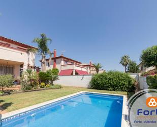 Garden of House or chalet for sale in  Córdoba Capital  with Air Conditioner, Terrace and Swimming Pool