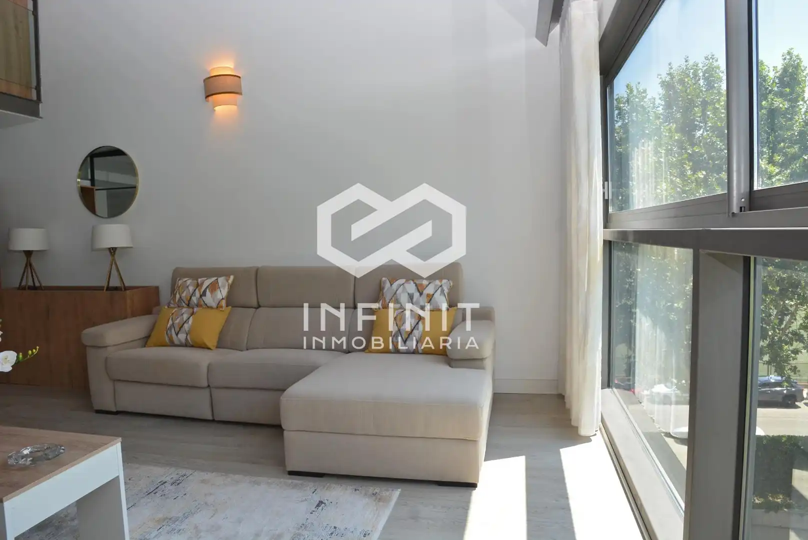Lofts for sale in Reyes Católicos