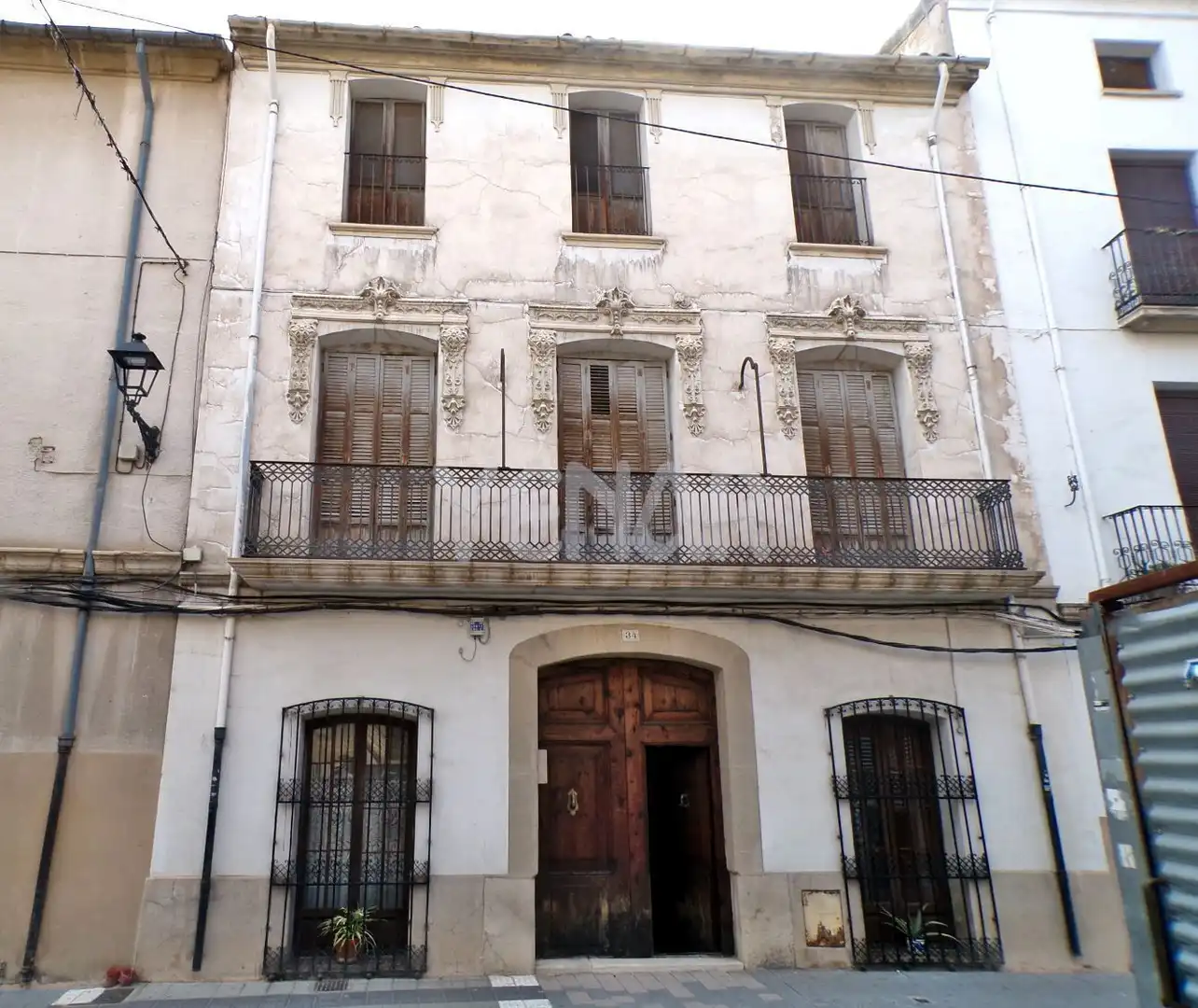 Casa amb jardí en venda a Castalla