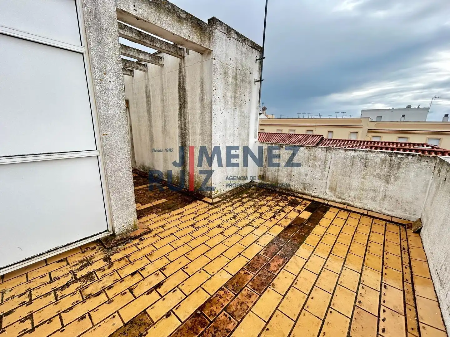Terrace of Detached homes for sale in Chiclana de la Frontera  with Terrace
