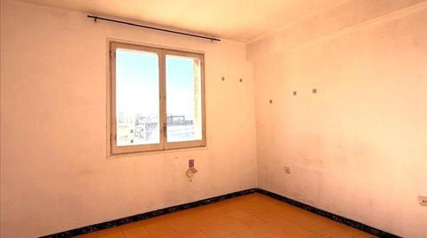 Foto 5 de Piso en venta en Folch I Torres, Mercat, Rubí
