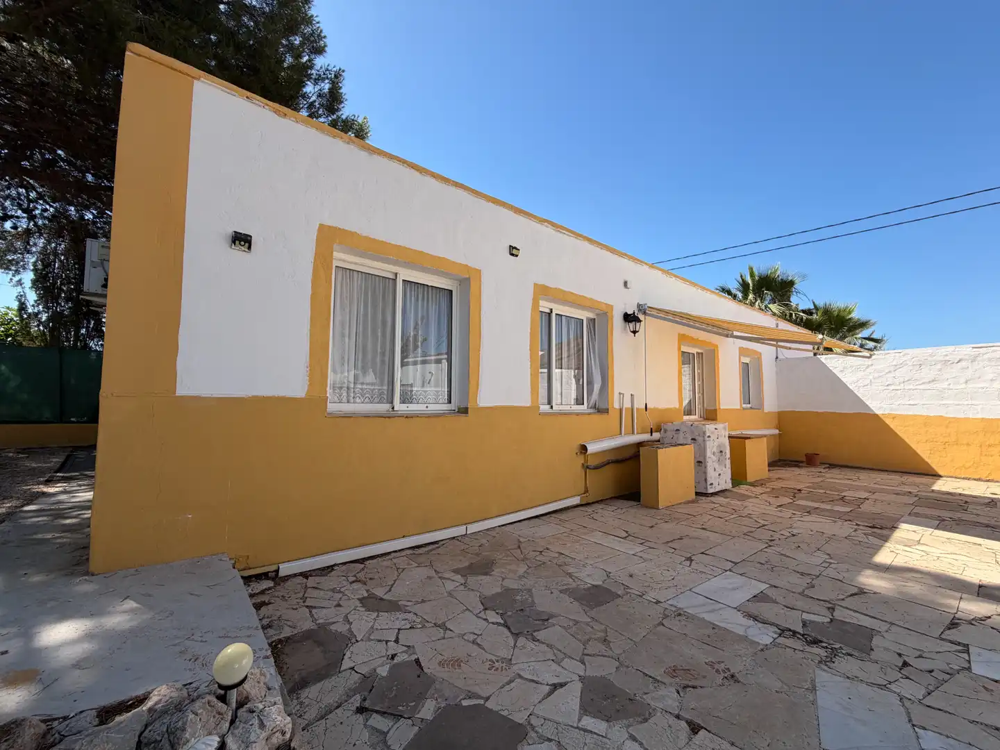 Vista exterior de Casa o xalet en venda en Aspe amb Aire condicionat, Calefacció i Jardí privat