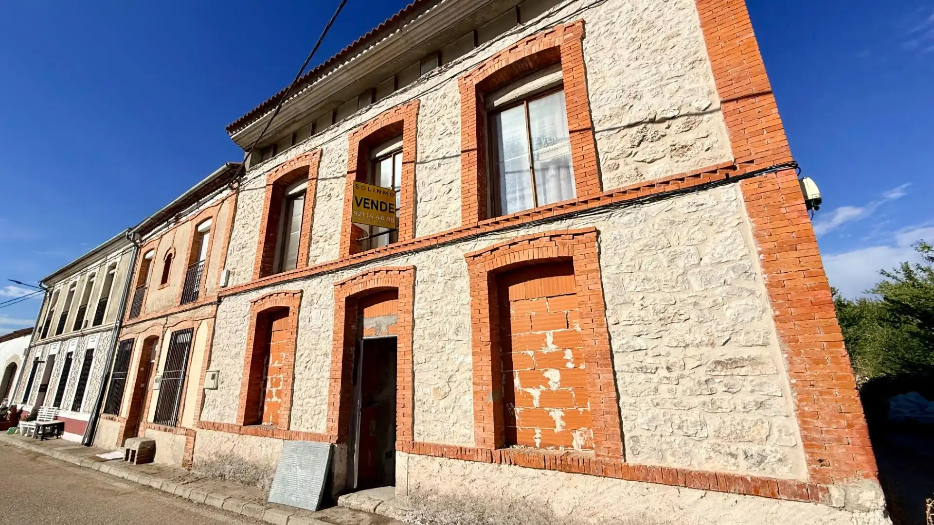 Exterior view of Houses for sale in Olombrada
