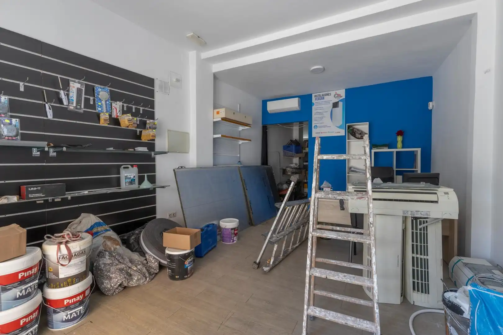 Buildings for sale in La Zubia