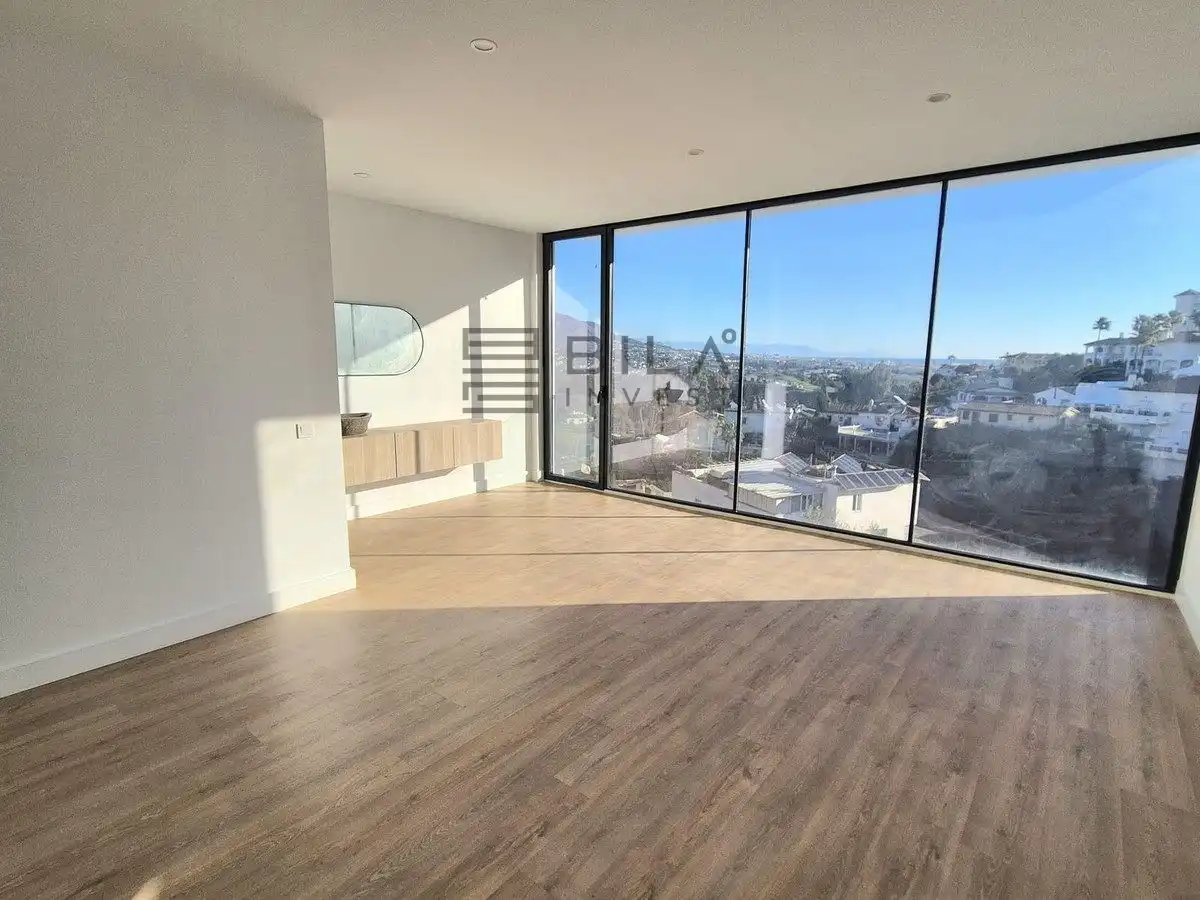 Chalet con piscina en venta en Cerros del Aguila, imagen 28
