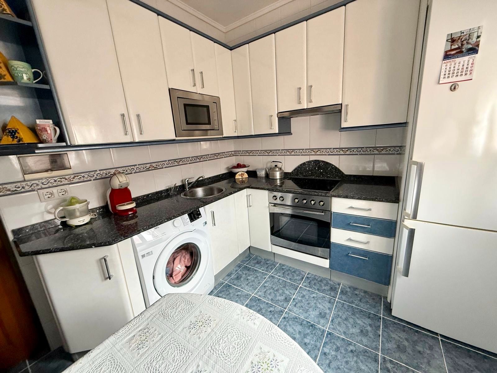 Cocina de Piso en venta en Barakaldo  con Calefacción, Amueblado y Balcón
