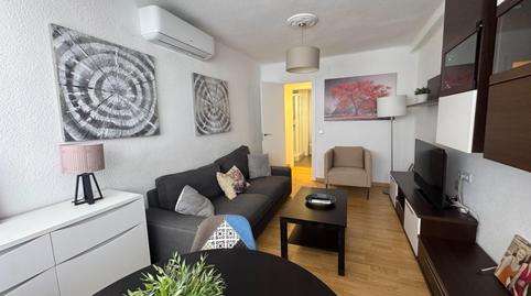 Foto 4 de Piso de alquiler en Calle Alava, Ventas, Madrid