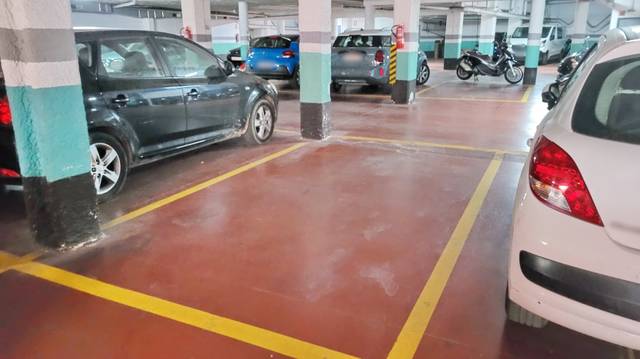 Garaje en Venta en Carrer del Doctor Turró, 40 en Ca n'Aurell